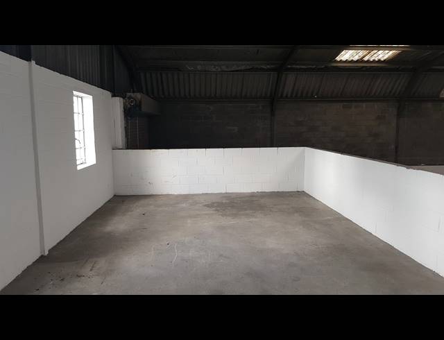 317M² FACTORY TO LET IN BLACKHEATH INDUSTRIAL